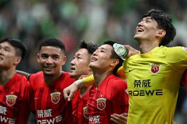 麻将胡了模拟器在线试玩-申花惨败落后海港11分 追平上海德比最大分差纪录